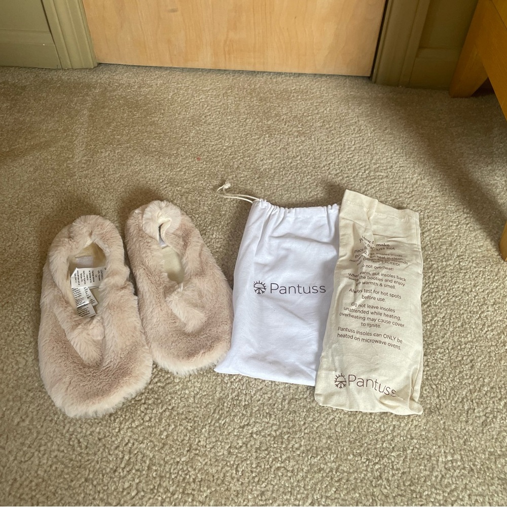 Pantuss Fuzzy Slippers with Warming Inserts